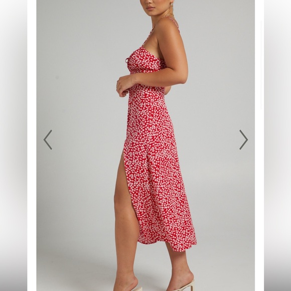 Showpo Willa Red Floral cottage inspired Midi Dress with Slit. Size 6. NWT - Picture 3 of 9